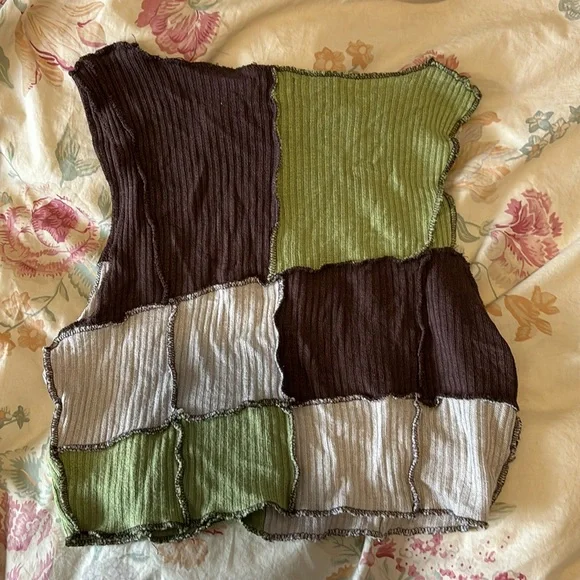 Cropped patchwork top - Picture 2 of 2